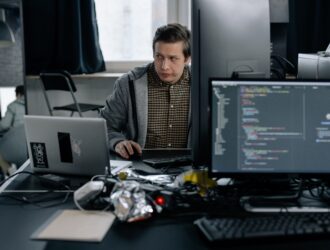 AEO Analytics for Beginners: Track AI Search Visibility and Mentions