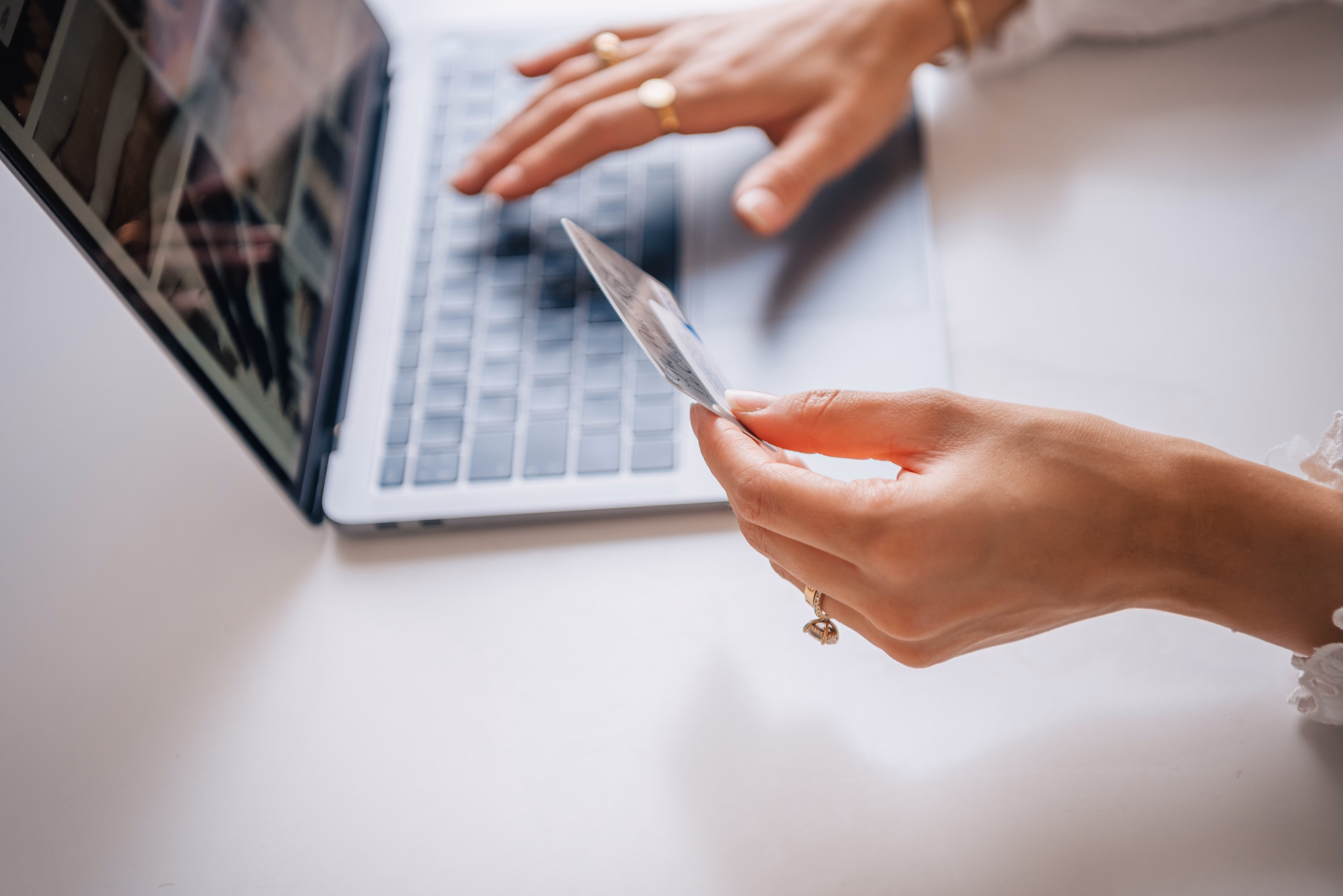 Category Canonical Tag Best Practices for Shopify and WooCommerce