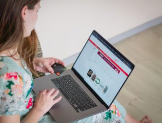 Common Ecommerce SEO Mistakes That Hurt Organic Traffic