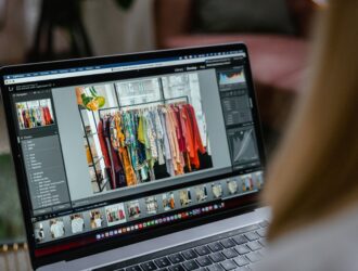 Discontinued Product SEO Checklist for Shopify and WooCommerce
