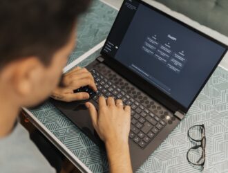 Google AI Overviews vs AI Mode: What SEO Pros Should Know