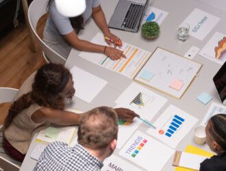 How Email Automation Supports SEO-Driven Website Growth