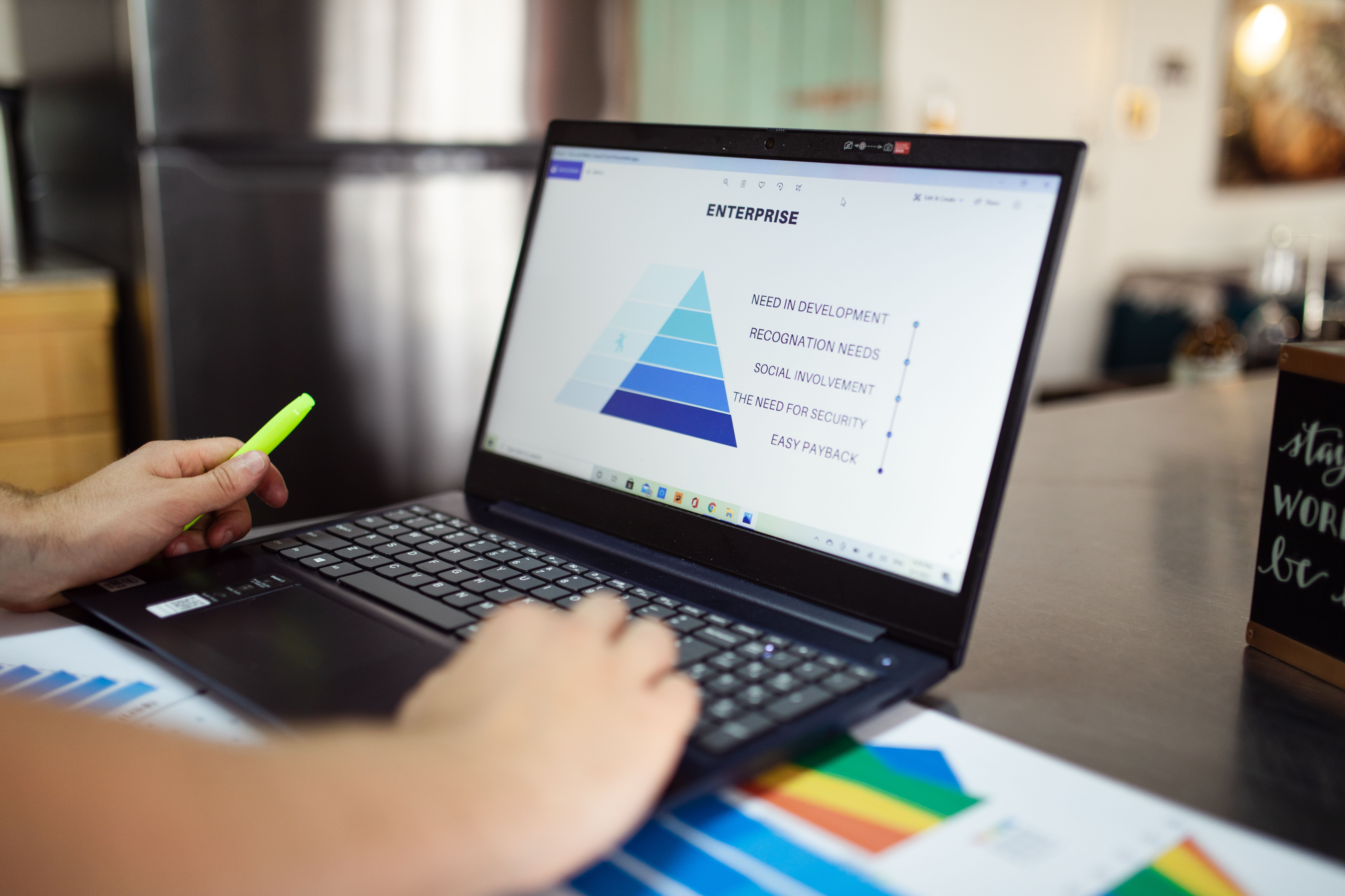 How to Build an Online Marketing Strategy That Drives Website Growth