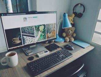 How to Choose Ecommerce Hosting for Speed and Scalability