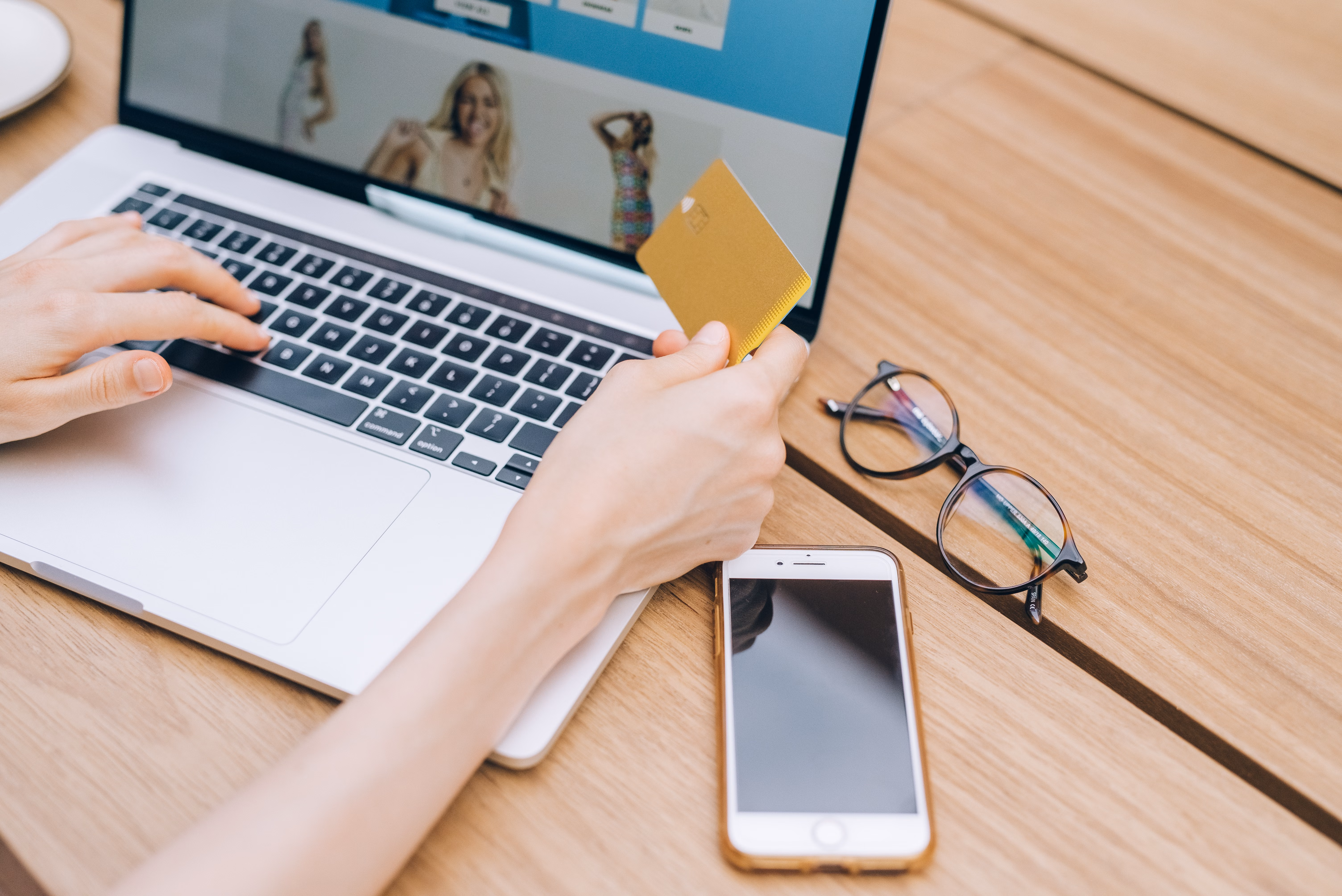 Best Practices for Shopify and WooCommerce SEO Testing