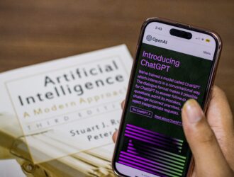 Google AI Overviews vs ChatGPT Search: Visibility Compared