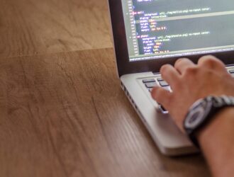 Managed Dedicated Hosting Migration Checklist for Safer Moves